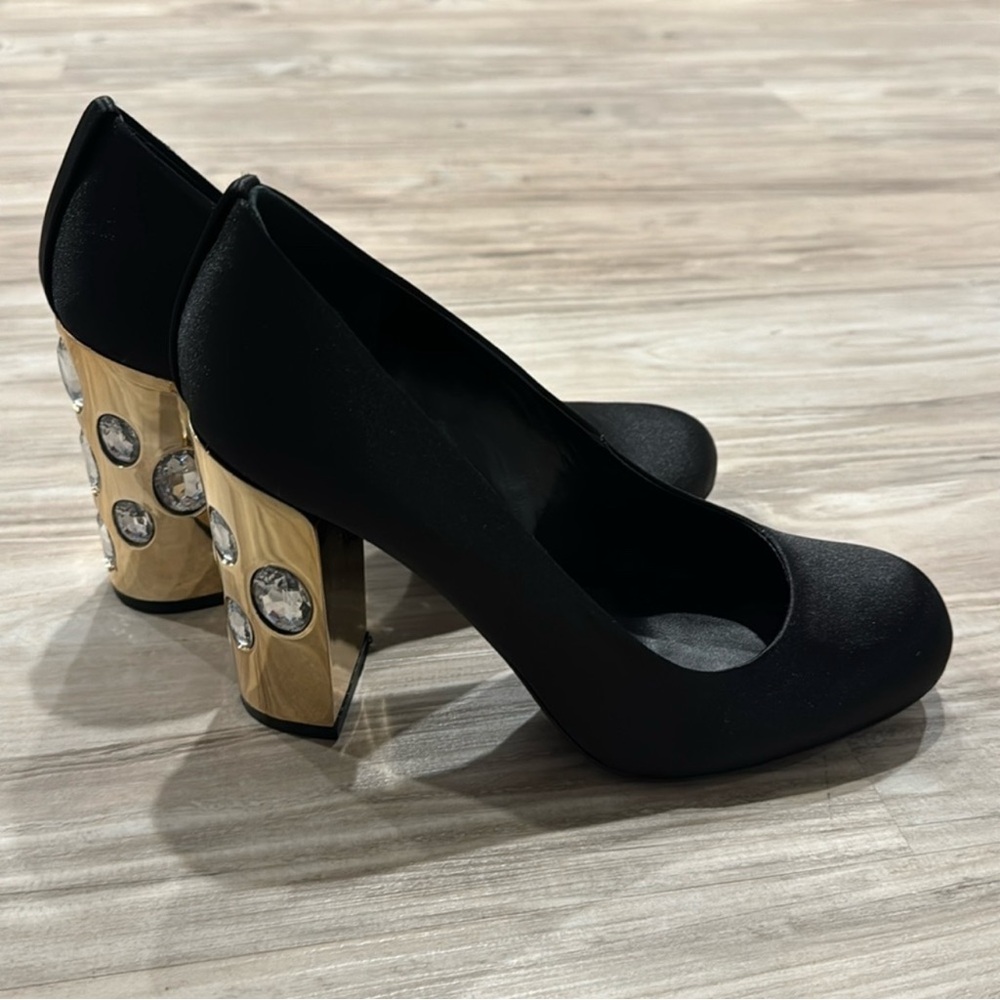 Tory Burch Black Heels with Gold Accents